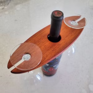 Siligna Wynhouer – Stylvolle Houtbord Vir Wynbottel en Glase